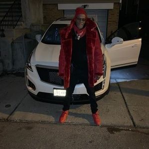 Meet your Posher, Manuel